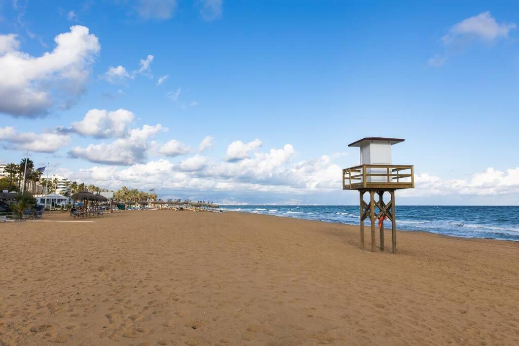 Enjoy La Carihuela Beach At 4 Min.Terrace & Pool. Torremolinos Ngoại thất bức ảnh